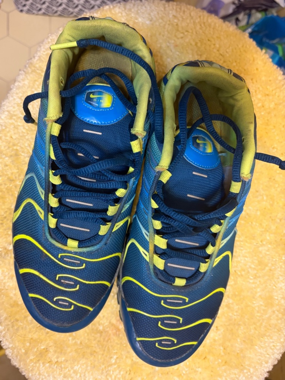Nike Kids Sneakers Navy Blue and Lime Green